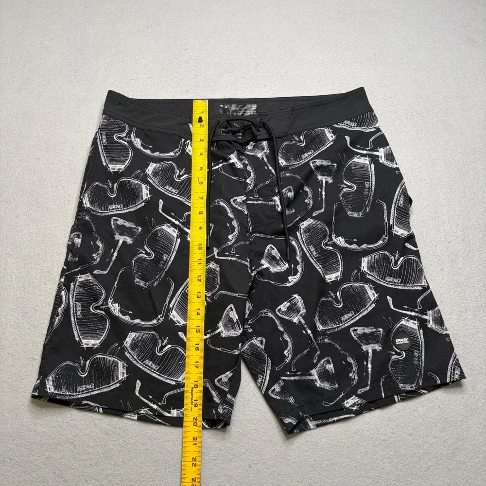 Oakley Board‎ Shorts Mens 34 Black Factory Pilot Sunglasses Print Swim Trunks